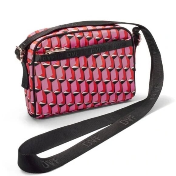 DVF Camera Crossbody Bag Pink Geo Print NWT Diane Von Furstenberg Target - Picture 1 of 6